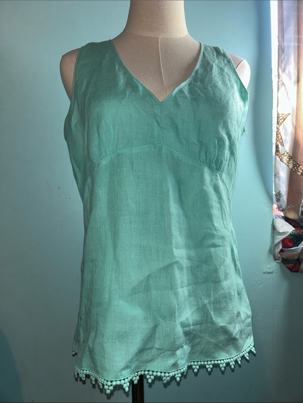 Talbots Mint Green Sleeveless V-Neck Camisole with Pom-Pom Hem